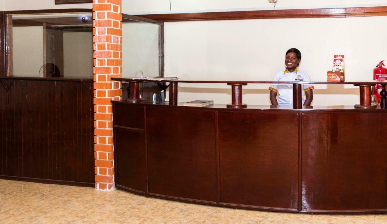 Rwenzori International Hotel Kasese Exterior photo